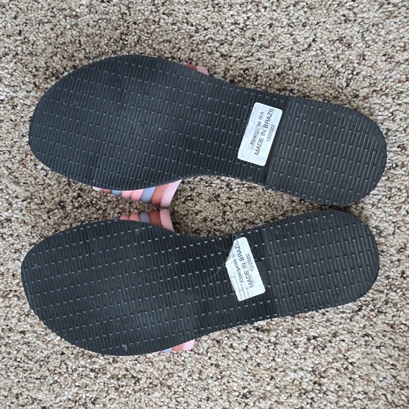 Havaianas sz 7/8 Sandals - Picture 4 of 7